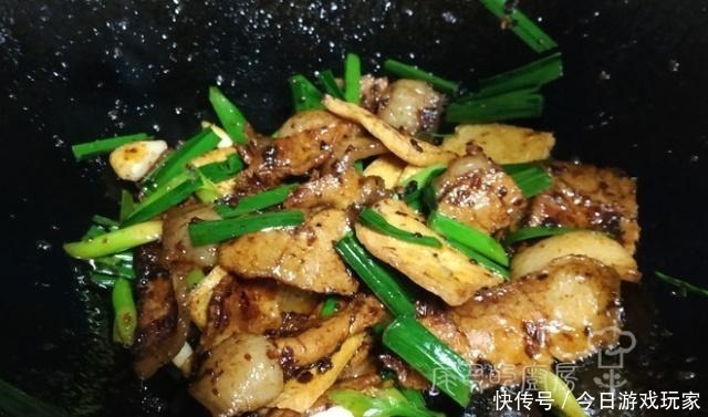 蒜苗|“天然钙片”终被发现,孩子常吃长高个,比吃钙片强,助智力发育!