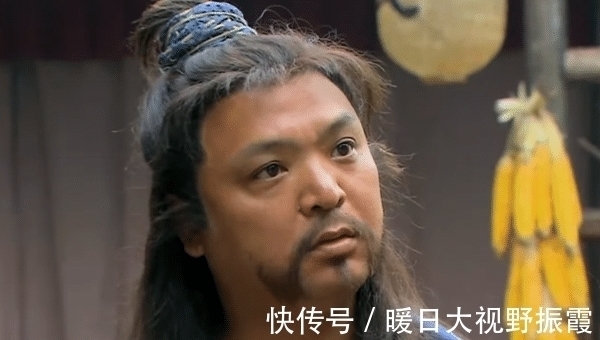 索超@同为梁山猛将,杨志与索超的武艺谁高谁低?曹正一语道破