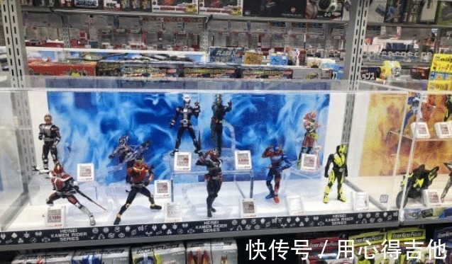 贝利亚|日本特摄区的商品和国内差别有多大看到奥特曼和骑士的做工,网友瞬间眼红