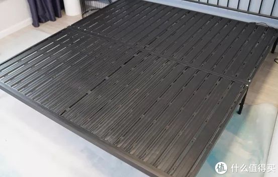 不锈钢|装修日记 篇三十二:没甲醛也没味的铁艺床,为啥塌了?支撑/床板/高度/材质/喷漆/颜色/安装,7个选购要点大盘点!