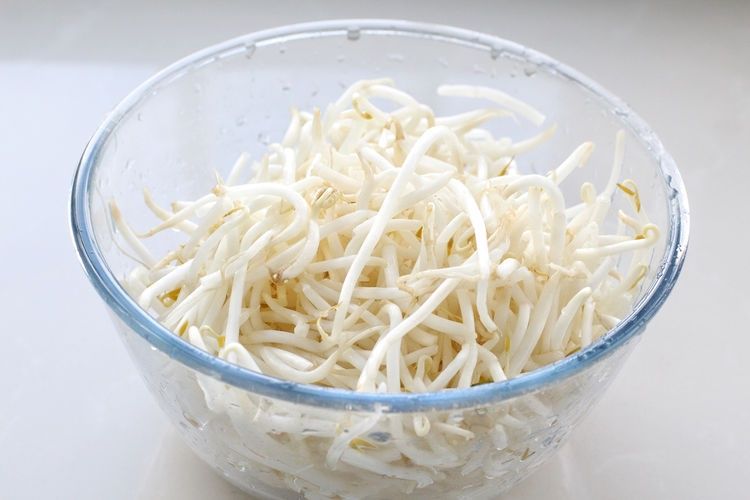 绿豆芽|豆芽正确炒法，锅底不下汤，清脆爽口不油腻，补充维生素对身体好