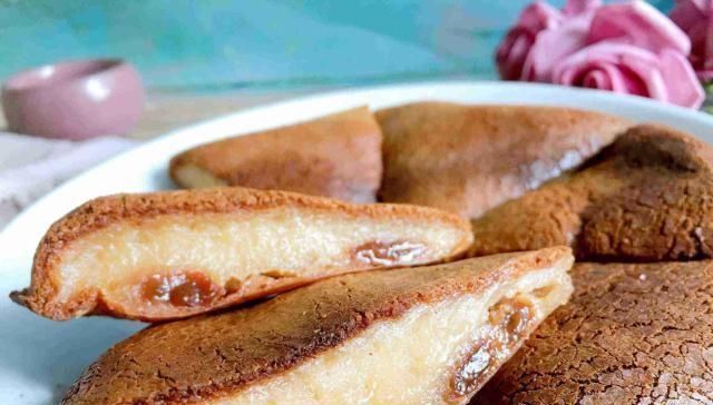 好吃|1个鸡蛋,1盒牛奶,1碗糯米粉,简单一拌,做出比蛋糕好吃的甜点