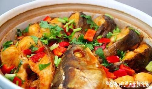 鲜嫩|草鱼“最好吃”的做法,不煎不炸,肉质鲜嫩无腥味,吃比饭店的香