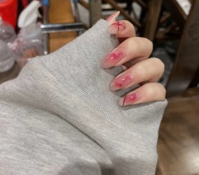 春日限定美甲也太美了，少女感十足的樱花粉，你值得拥有