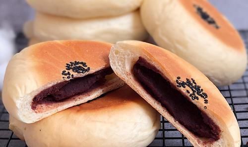 自制日式红豆包,香甜绵软,甜而不腻,越嚼越香,太好吃了