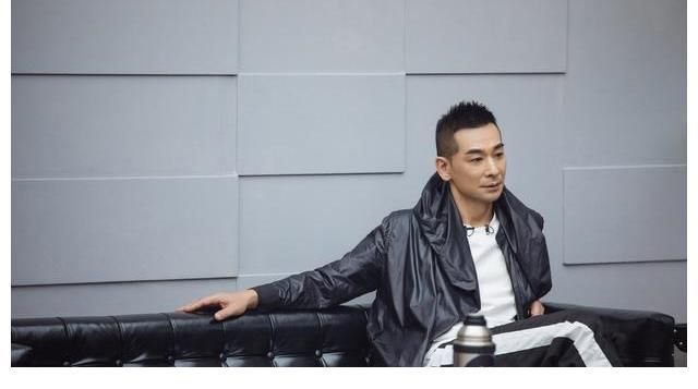 李响|《披荆斩棘》林志炫又被骂了!被质疑与赵文卓不和,网友:退赛吧