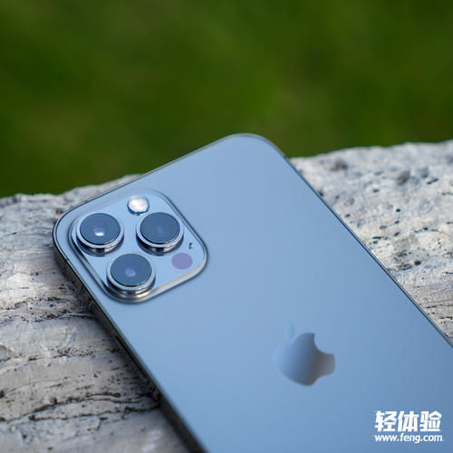 选择|iPhone 12 mini&iPhone 12 Pro Max快评测：两个极端，两种选择