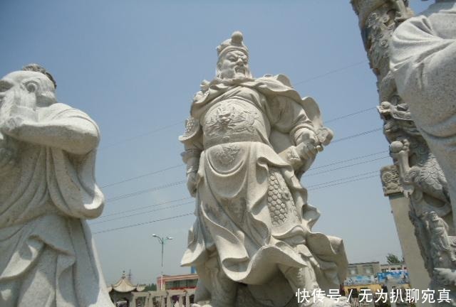 说法|为何关羽要戴个绿帽子,民间有三种说法,只有这个最靠谱