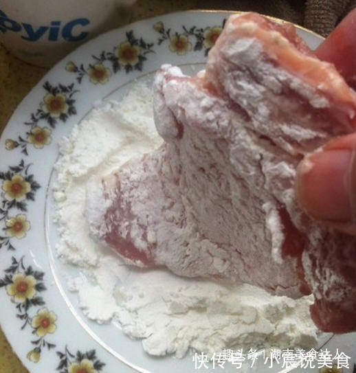 教你炸猪排,方法简单,15分钟上桌,外脆里嫩,宝宝吃完还想吃