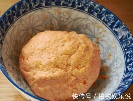 养胃|2根胡萝卜1个鸡蛋，不放一滴水，做早餐软糯更香甜，健脾还养胃