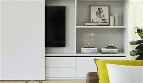 劳累感|不要在客厅装电视机背景墙了,聪明人都这样放电视,时尚又实用