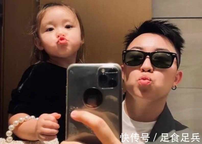 陪伴|花50万买精生女的叶海洋,二胎再添小公主,无偶式带娃靠谱吗