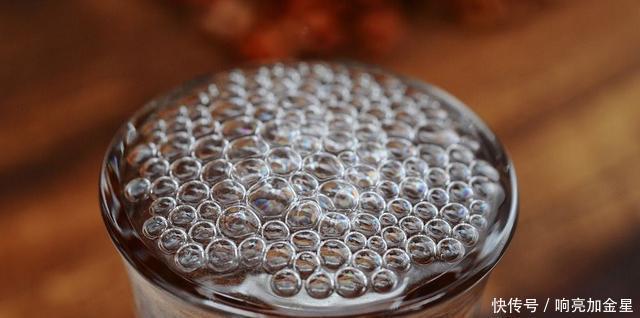 喝完|喝完白酒第二天口干,原因可能就是这几种