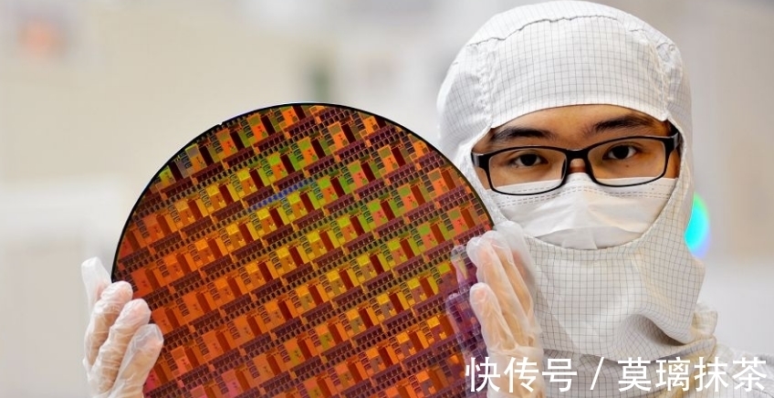 纳米|取代光刻机!又一芯片制造新技术诞生,可量产5nm芯片?