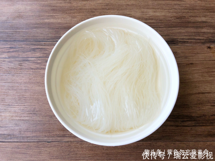 肉质|花蛤最好吃的做法,不焯水不爆炒,肉质鲜嫩还美味,超解馋