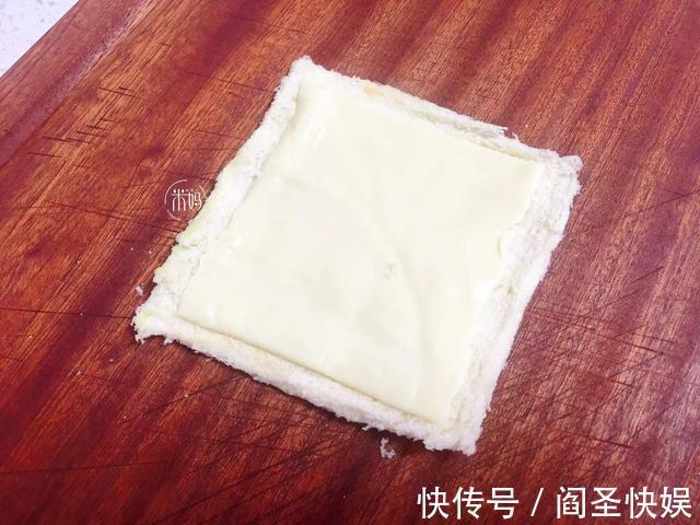 快手|最近超火的快手早餐,卷一卷5分钟出锅,一口一个真过瘾,好吃