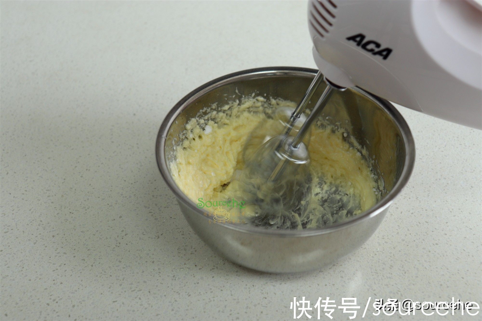 这款抹茶曲奇方子，只有5种配料，不含鸡蛋也不含牛奶，酥香可口
