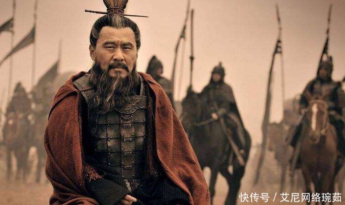 曹操|孔明只懂玩火,周瑜只会水战,真正让曹操梦碎的人,是个老酒鬼!