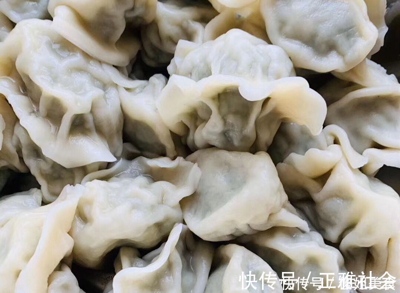 用它包饺子,比白菜韭菜鲜,再贵也要吃,我家一周吃4次,太香了