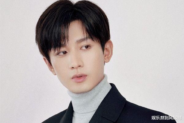 袁冰妍拉踩成毅？曝其利用龚俊努力营业话题，影射昔日cp的冷漠