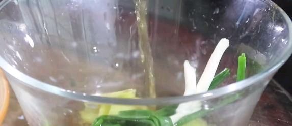  菊花|做菊花鱼最好的方法是掌握步骤，开胃提神