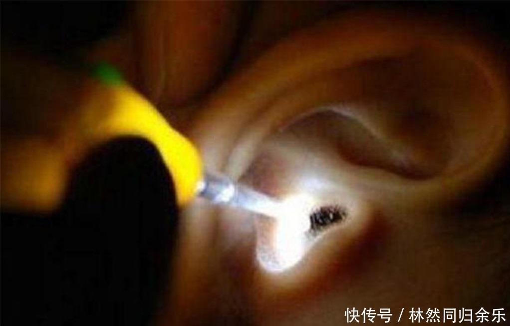 耳朵|5岁儿子耳朵疼,送医后医生怒斥宝妈无知这3种东西别放孩子床头