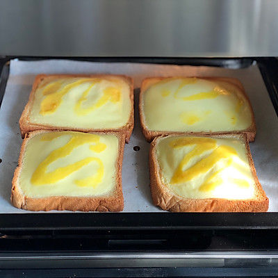 酸奶布丁烤吐司