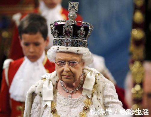 王冠|英国女王也偏心,有些珠宝首饰只能借给女儿,不能借给儿媳或孙媳