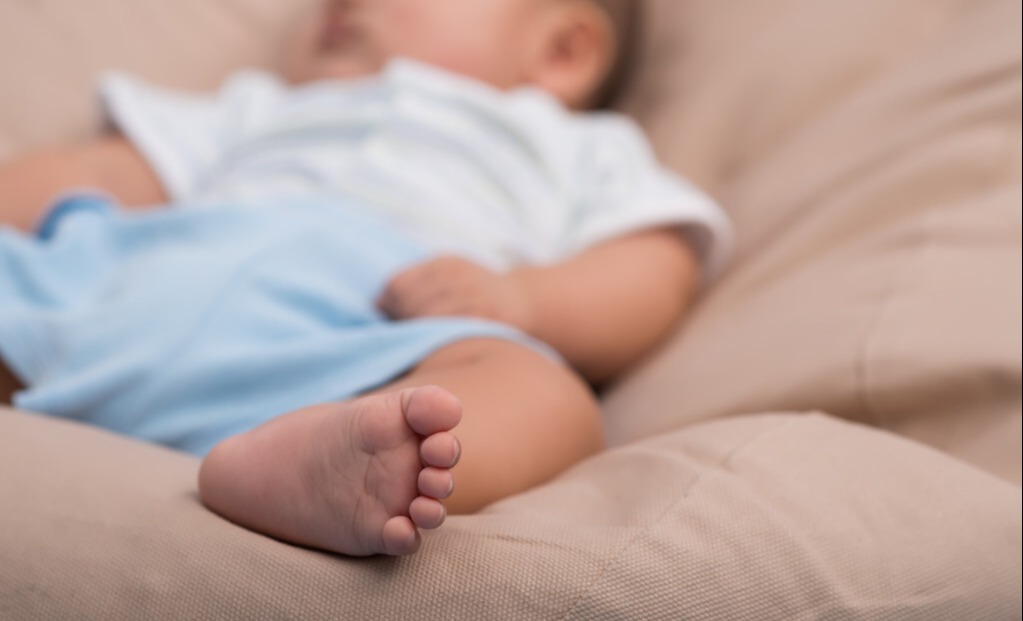 技巧|睡眠好的宝宝长得快,让孩子晚上睡久一点有技巧,新手爸妈学起来