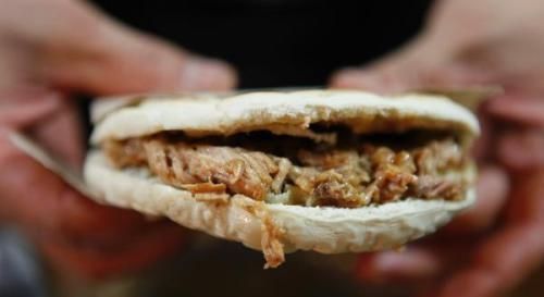 老外给中国小吃取的“洋名字”,听着就很高端,真是脑洞大开