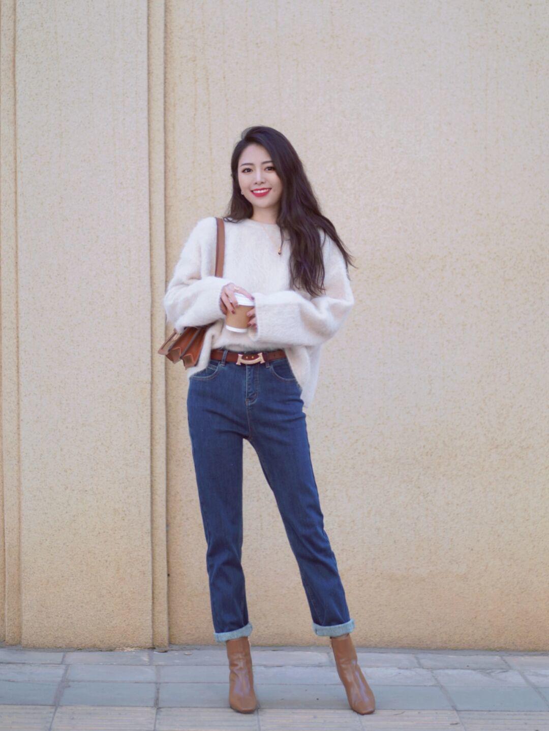 开衫 女人再不会打扮也别配“紧身衣”,毛衣才是最优雅,实用性极强