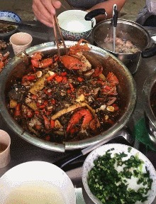 |搞笑GIF:看了这个才知道天底下都是一样的女人