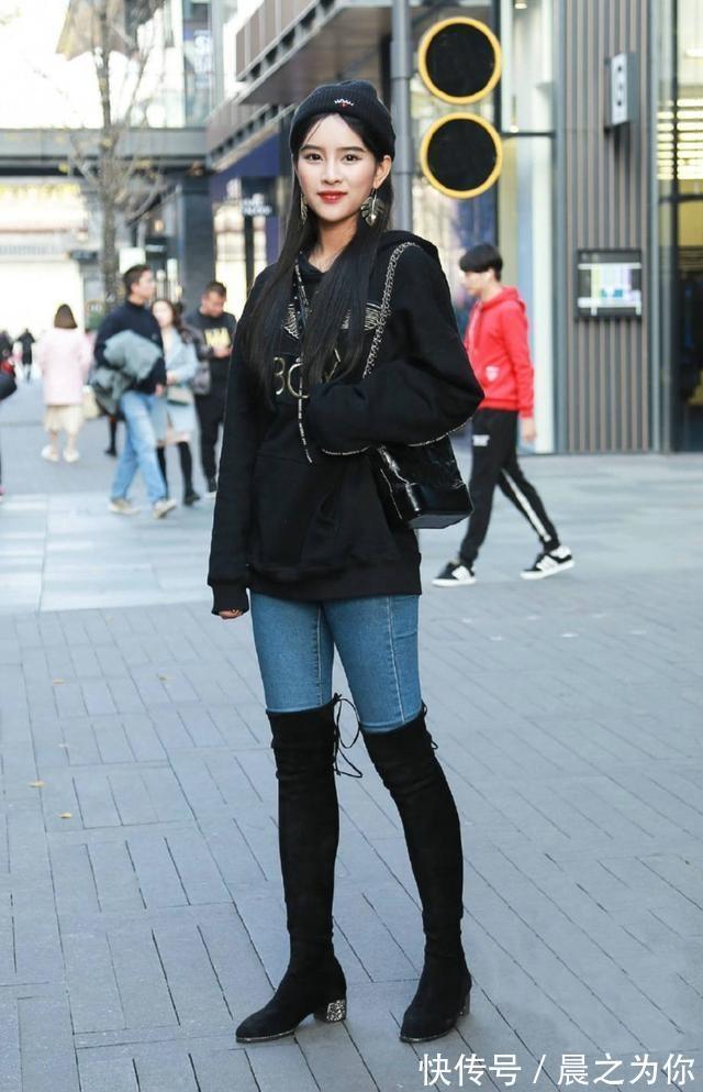 小姐姐 -紧身牛仔裤小姐姐,随便搭配,都能轻松打造出时尚美感