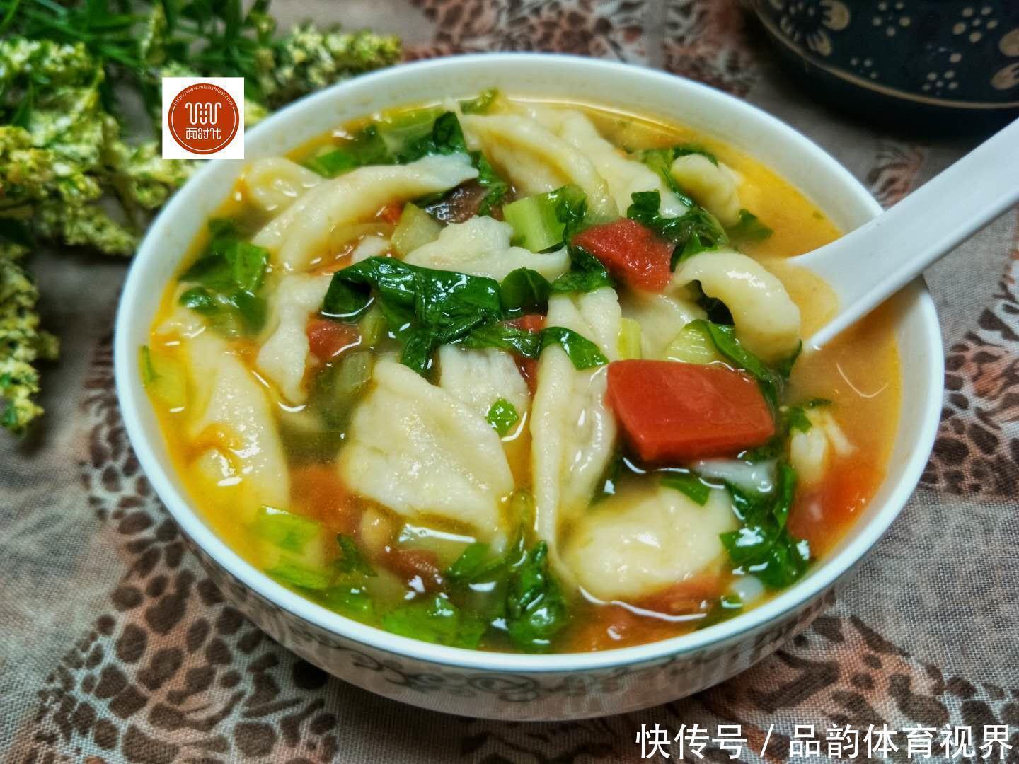 懒人饭|农村的懒人饭,不用揉面就能吃,一锅面根本不够吃,味道棒棒的!