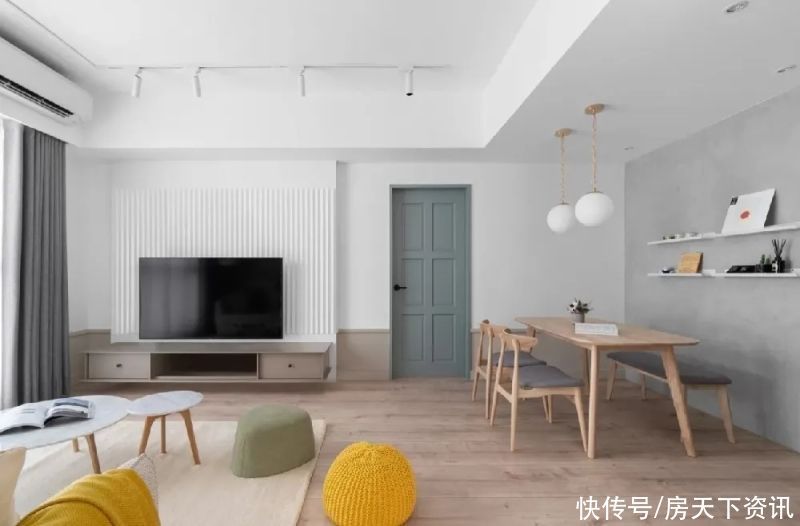 户型图|朋友买的107平米二居室，一共才花9万，这简约风格太美了