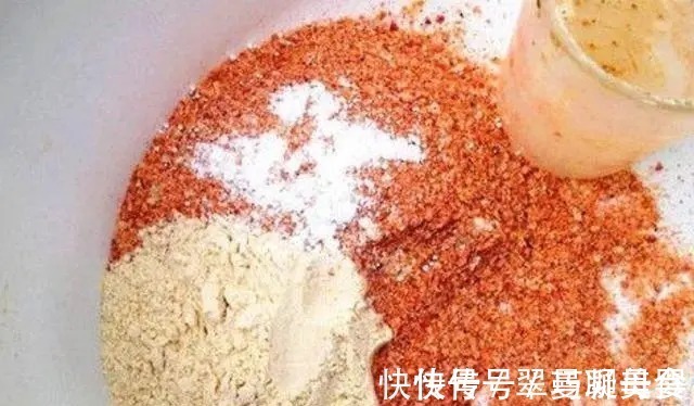 一钩|不用打窝也能狂拉不断,老钓友用这方法,一天钓几十斤!