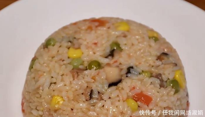 玉米|家人爱吃的番茄焖饭,简单的烹饪,丰富的食材,鲜香味美又营养