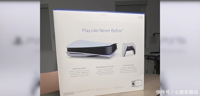 精致|PS5首发开箱报告:朴实的包装 精致的内在