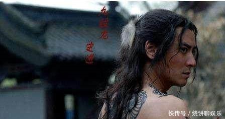 史进能和鲁智深打成平手,师傅王进上梁山能排名第几