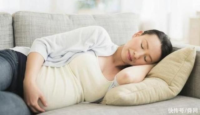 叶酸|孕期的前三个月特别重要，孕妇要谨慎做好这些事情，避免影响到胎儿发育!