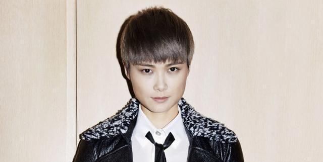 脸部有这些“缺点”的女孩,都长得很像男生,幸好我只中了一个