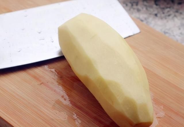 火山土豆泥|晚餐,我家常会这样吃,热量低饱腹感强,简单上锅蒸一蒸香又糯