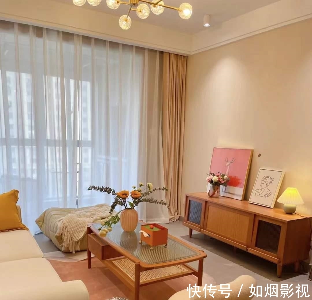 玻璃|江苏30岁独居女主,拒绝“过度装修”,网友:你可以搬出去住吗