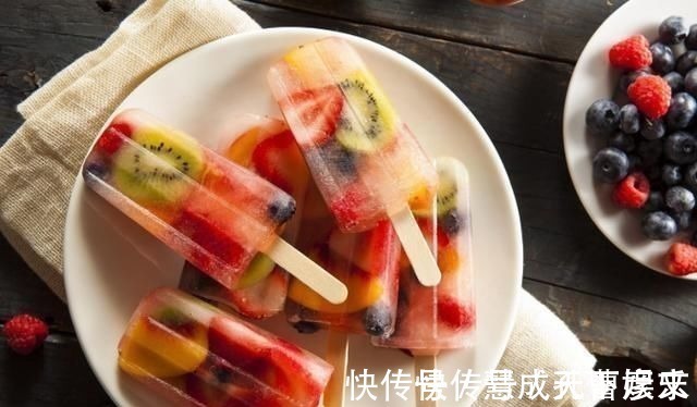 内经知要|专家提醒:晚上睡前尽量别吃东西,尤其是这2种食物,不妨了解下