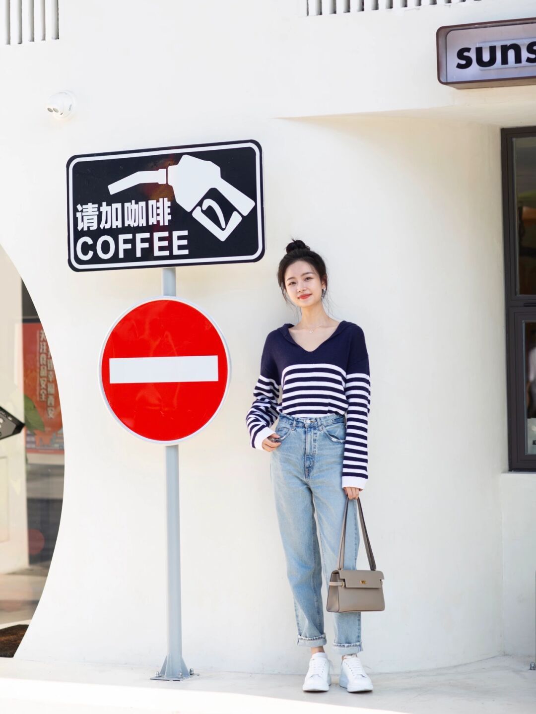 搭配|秋季，小个子怎么穿才洋气？穿格子连衣裙复古时髦，公主范十足