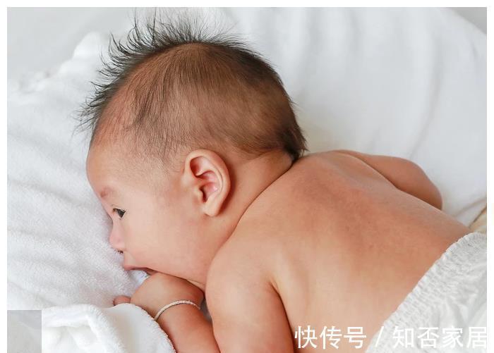 宝妈|0~6个月是宝宝“俯趴”黄金期,宝爸宝妈可别错过了!