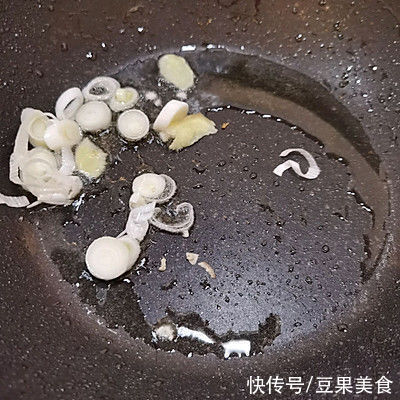 人气特色菜「素鲍鱼」红烧杏鲍菇，总有一款你所爱