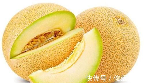 圣女果|女性到了中年常吃3种食物，软化血管，降压减脂，好处多多