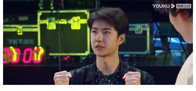 《街舞4》：王一博看排练，素颜状态成焦点，粉丝集体变“女友”