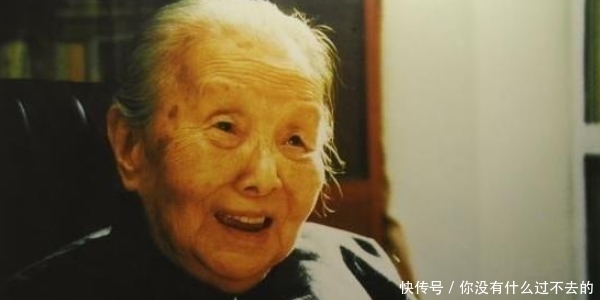 女作家|张爱玲看不惯她,林徽因讨厌她,鲁迅说她,为何他们看不惯冰心?